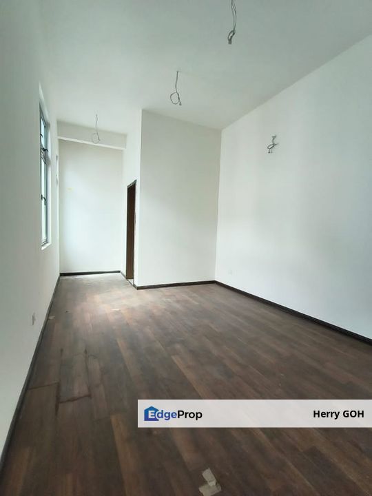 For Sale | D Carlton @ Taman Bukit Skudai | 2.5 Storey Cluster | 32x70 | 4R3B | Original unit | G&G, Johor, Skudai