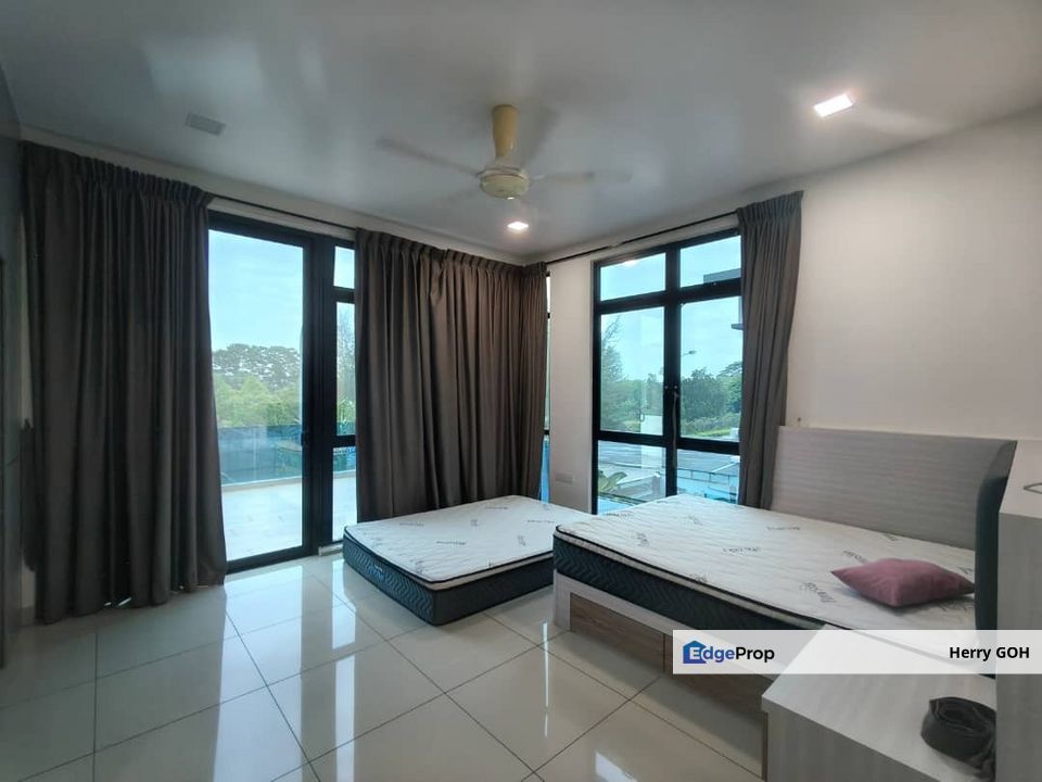 For Sale Taman Mutiara Mas Opal | 5+1R5B | 32x65 | Renovated for RM800k, Johor, Skudai