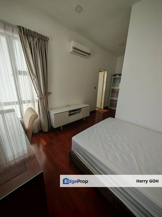 Horizon Hills The Canal Garden South 3 Storey Cluster House Fully Furnished Luxury Renovated, Johor, 