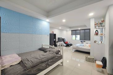 Taman Austin Perdana