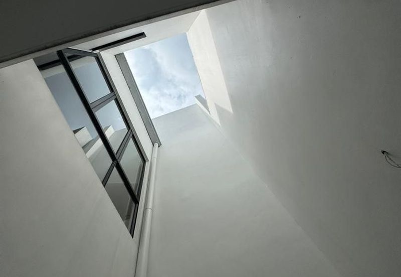 Isola Villa @ Senibong Cove