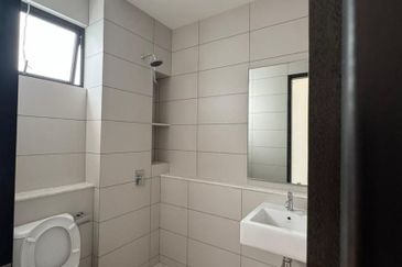 Isola Villa @ Senibong Cove