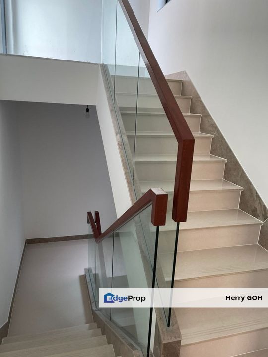 Forest City Golf Villa Double Storey Cluster Below Developer Price  Freehold  2R2B, Johor, Johor Bahru