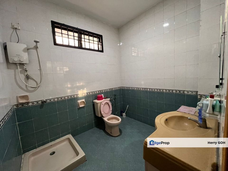 Tampoi Indah Double Storey Terrace House 22x70ft 4R3B, Unblock View, Renovated, G&G, Johor, Tampoi