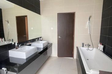 The Straits View Residences