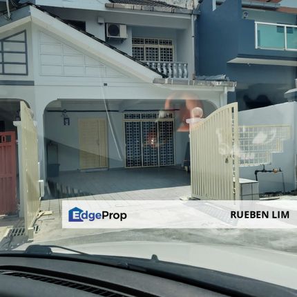 Terrace House Bukit Mewah For Rent – Double Storey, Partial Furnished, Johor, Tampoi