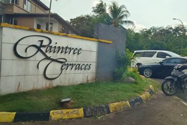 Taman Impian Emas