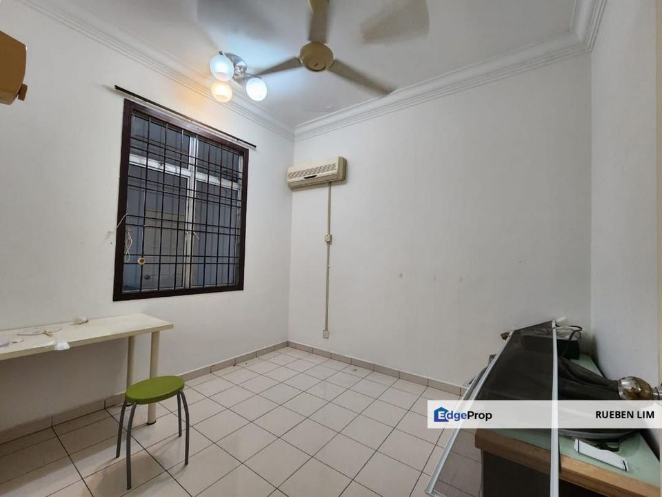 Bayu Puteri 2 Apartment For Rent – Partial Furnished, 2 Bedrooms, Johor, Johor Bahru