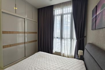 D\'Pristine @ Medini