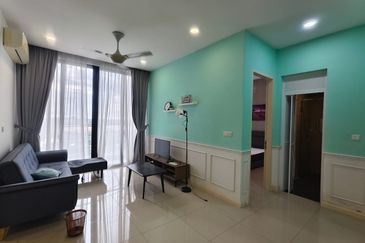 D\'Pristine @ Medini