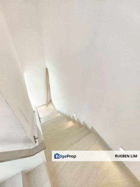 3 Storey Terrace Citrine Residenz Bandar Seri Alam For Rent – Renovated Unit, Facing Pond, Johor, Masai