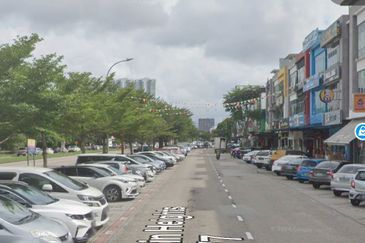 Jalan Austin Heights