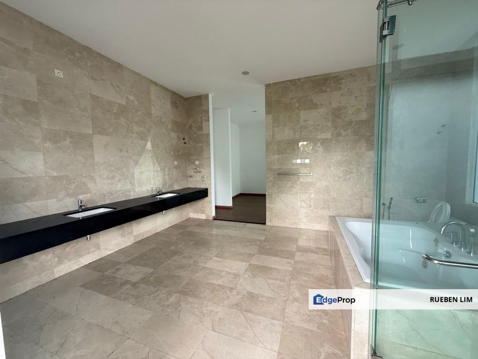 Straits View Bungalow For Sale – Sea View, Private Pool, Private Lift, Johor, Permas Jaya/Senibong