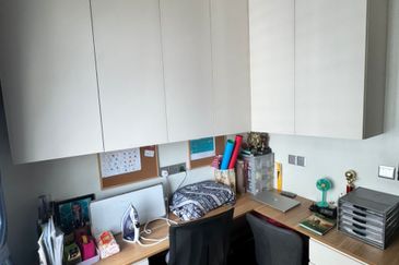 SKS Habitat Apartment, Larkin