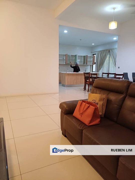 Double Storey Semi D East Ledang For Sale – Partially Renovated, Freehold, Johor, Nusajaya