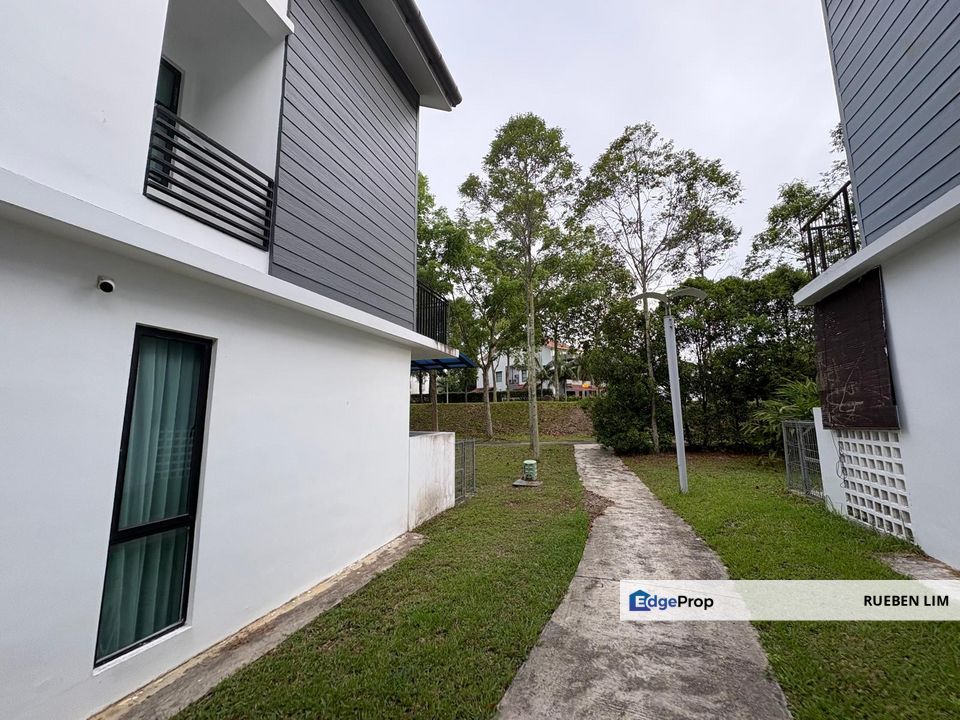 Double Storey Link House East Ledang For Rent – End Lot, Fully Furnished, Johor, Nusajaya