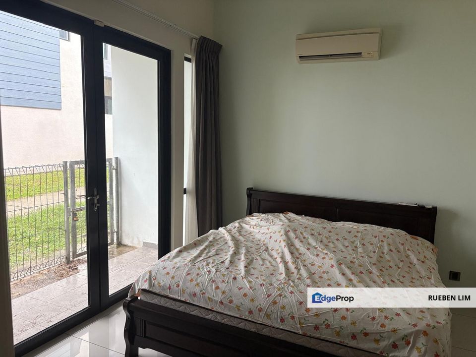 Double Storey Link House East Ledang For Rent – End Lot, Fully Furnished, Johor, Nusajaya