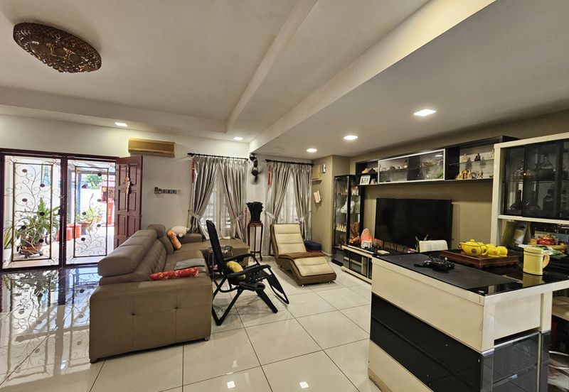 SL7, Bandar Sungai Long