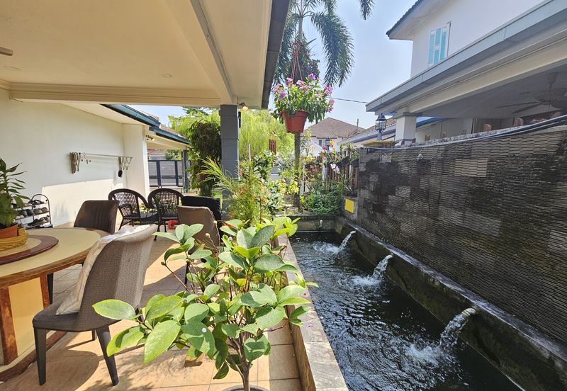 SL7, Bandar Sungai Long