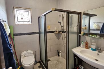 SL7, Bandar Sungai Long