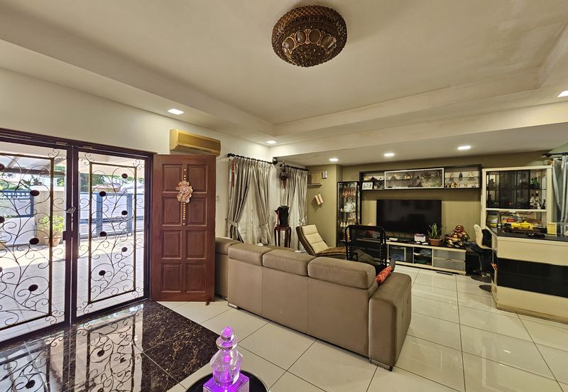 SL7, Bandar Sungai Long