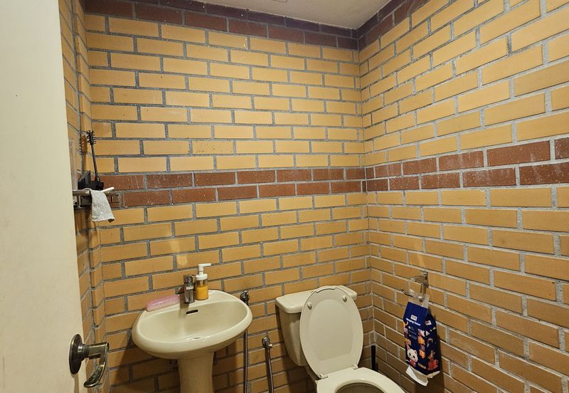 SL 10, Bandar Sungai Long