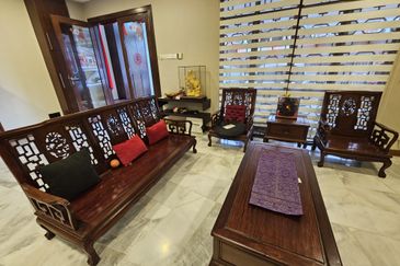 SL 10, Bandar Sungai Long