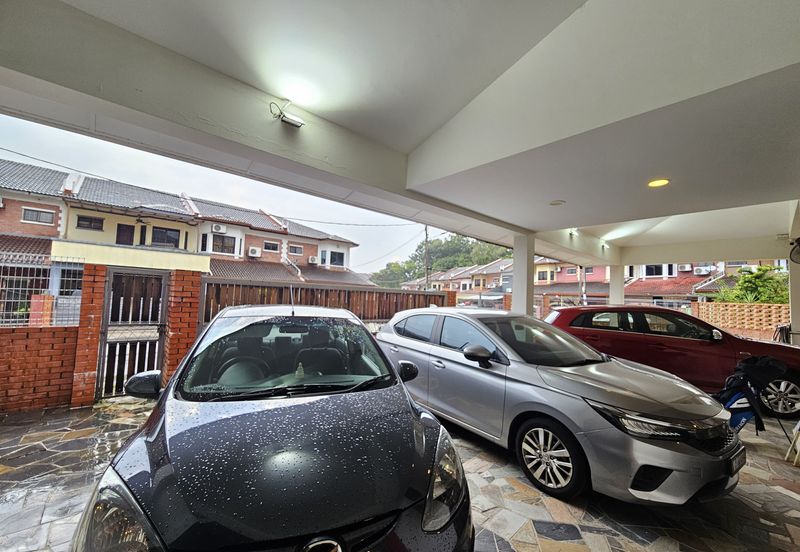 SL 10, Bandar Sungai Long