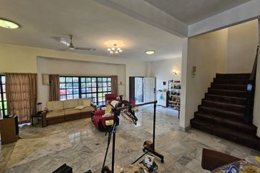 SL 4, Bandar Sungai Long