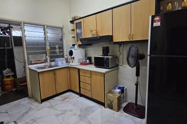 SL 6, Bandar Sungai Long