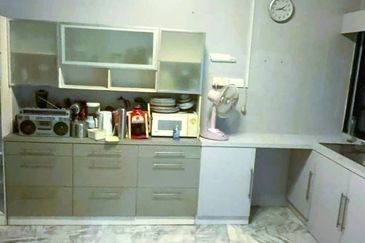 SL 4, Bandar Sungai Long