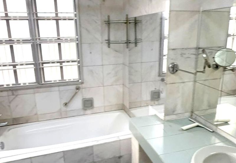 SL 4, Bandar Sungai Long