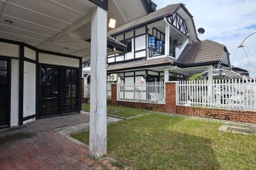 SL 4, Bandar Sungai Long