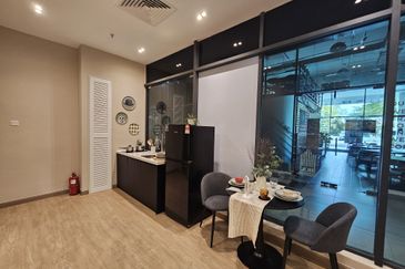 Subang Jaya New Launch, Multipurpose Commercial Suite @ below RM235k