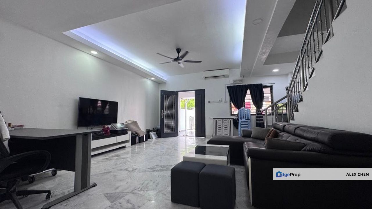 Mahkota Cheras House for Rent, 2 Storey Terrace House at Seksyen 8, Bandar Mahkota Cheras, Selangor, Cheras