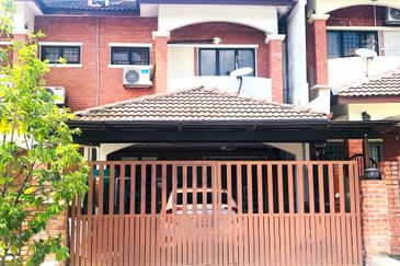 SL 2, Bandar Sungai Long