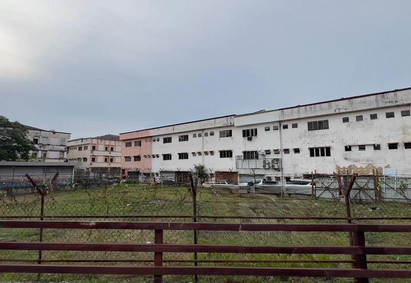 Kawasan Perniagaan Desa Ria Balakong