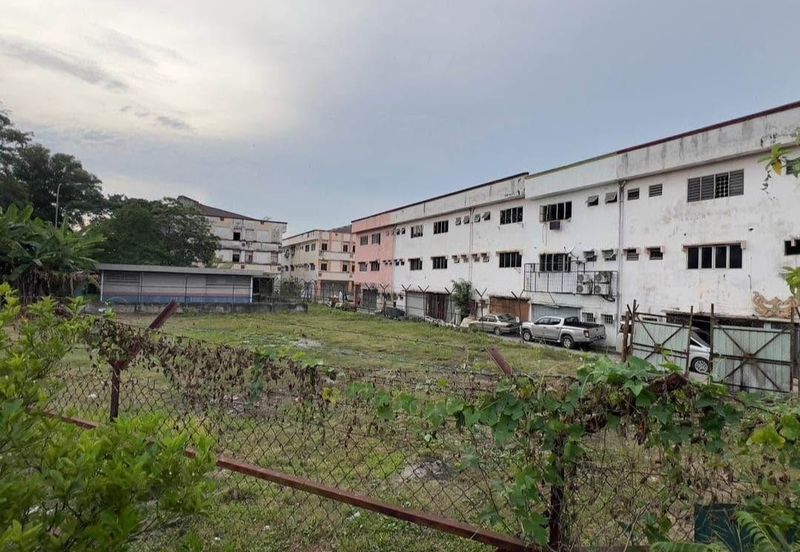 Kawasan Perniagaan Desa Ria Balakong