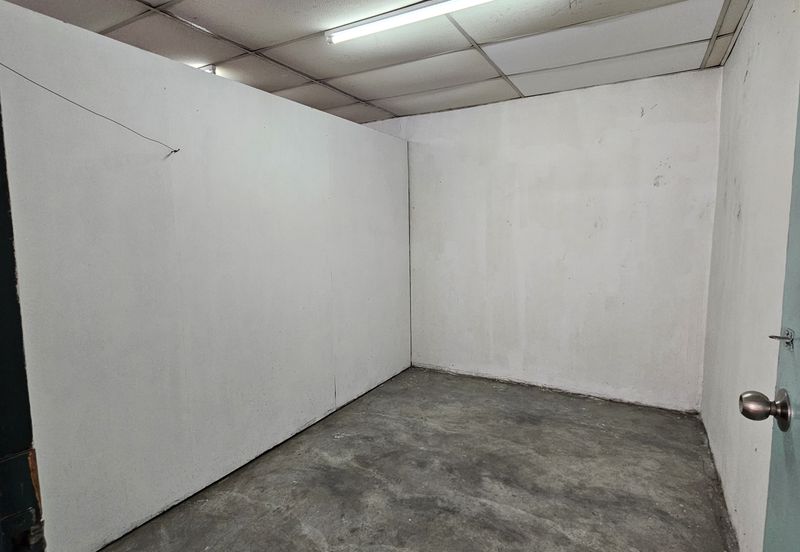 Pusat Perindustrian Sungai Chua