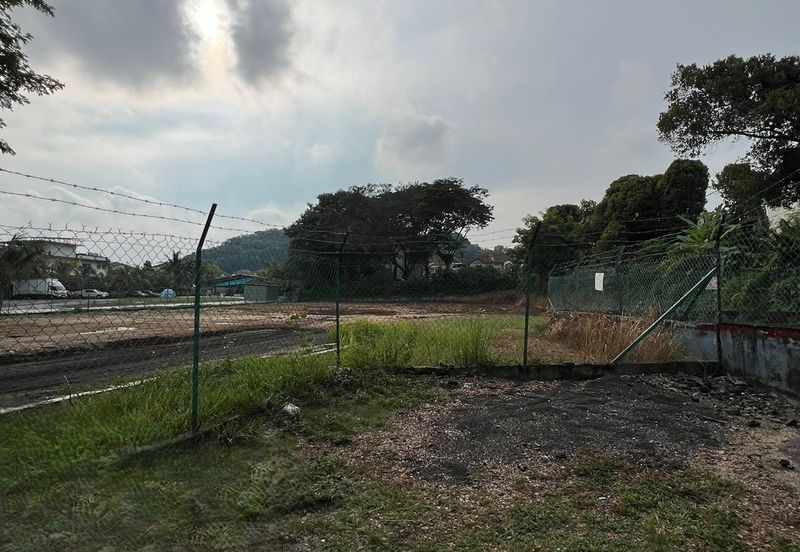 Pusat Perdagangan Seri Kembangan