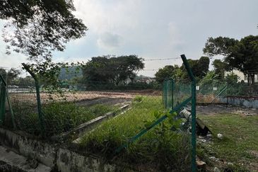 Pusat Perdagangan Seri Kembangan
