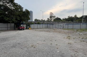 Pusat Perdagangan Seri Kembangan