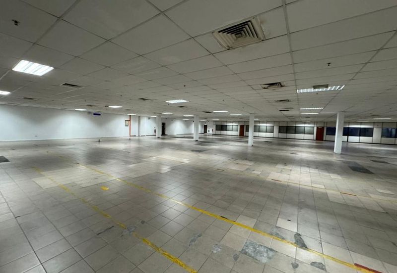 Semenyih Factory for Sale, Pekan Semenyih, Facing Main Road, 2.2 Acres