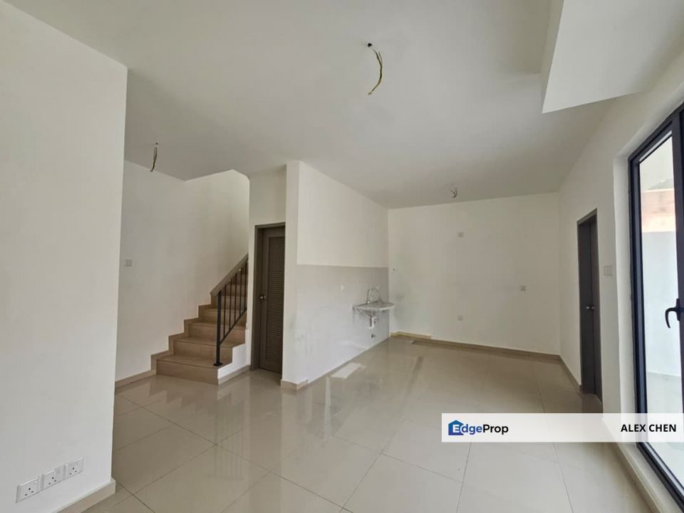 Salak South House for Sale, 3 Storey Brand New House, Taman Naga Emas, Kuala Lumpur, Salak Selatan