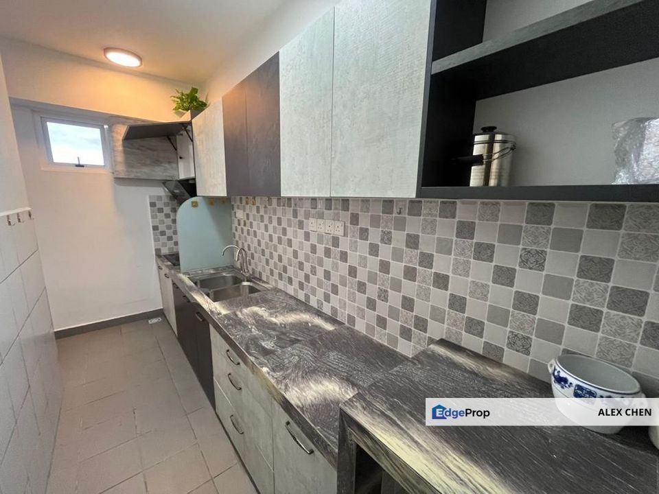 Seri Taming Condo for Sale, Corner Unit at Desa Baiduri Vina Residency, Selangor, Cheras