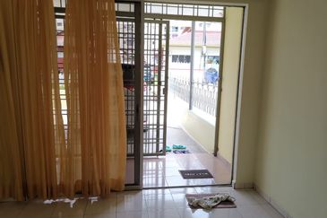 Desa Bunga Raya, Kajang