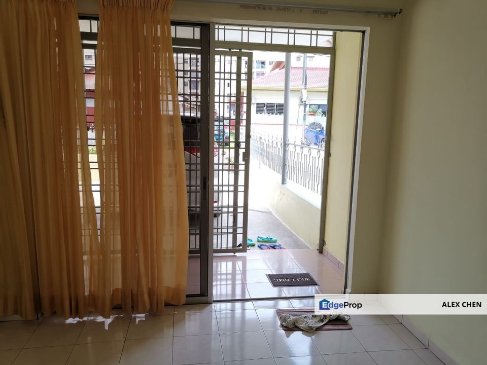 Kajang House for Sale, 1 Storey End Lot House at Desa Bunga Raya, Sungai Chua, Kajang, Selangor, Kajang