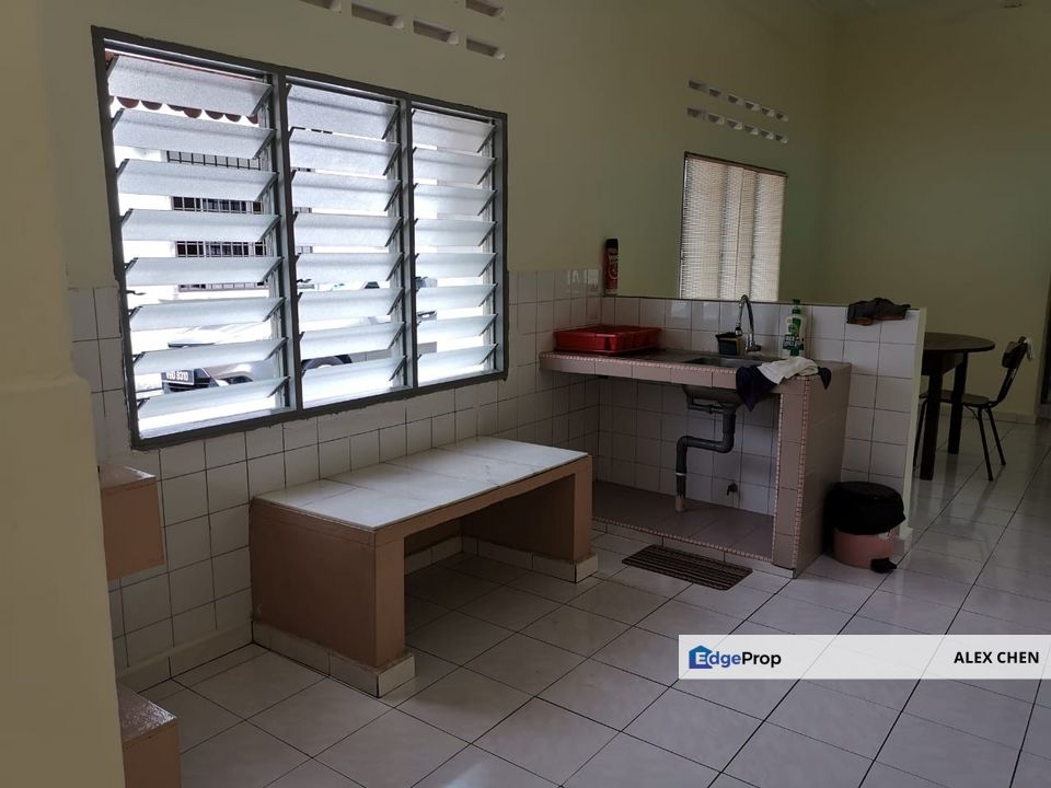 Kajang House for Sale, 1 Storey End Lot House at Desa Bunga Raya, Sungai Chua, Kajang, Selangor, Kajang