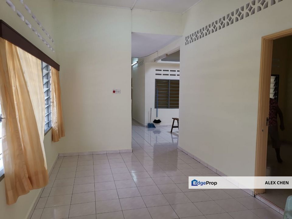 Kajang House for Sale, 1 Storey End Lot House at Desa Bunga Raya, Sungai Chua, Kajang, Selangor, Kajang