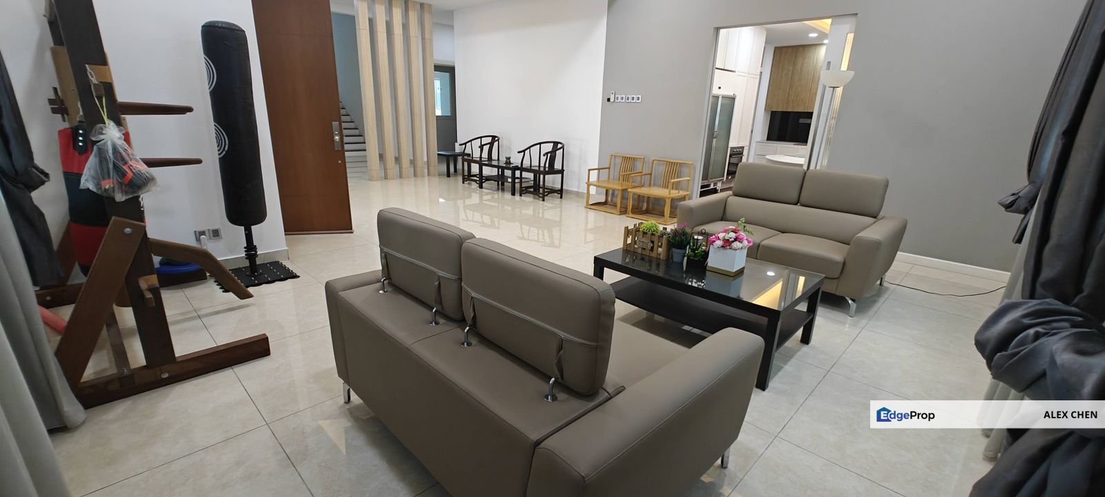 Sungai Long House for Sale, 3 Storey Bungalow, Renovated @ The Pearls, Selangor, Kajang